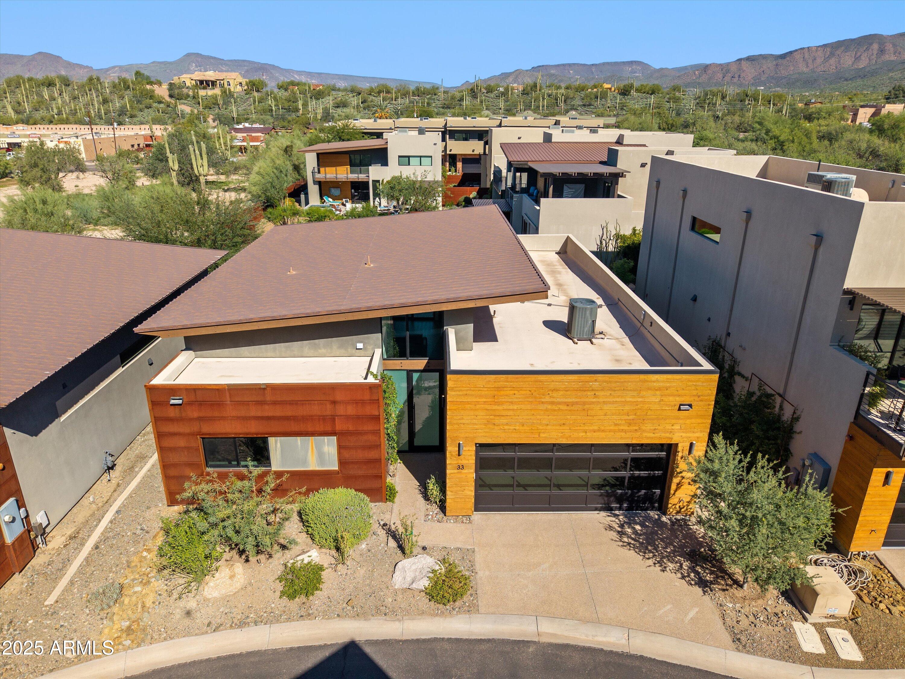 6525 E CAVE CREEK Road 33