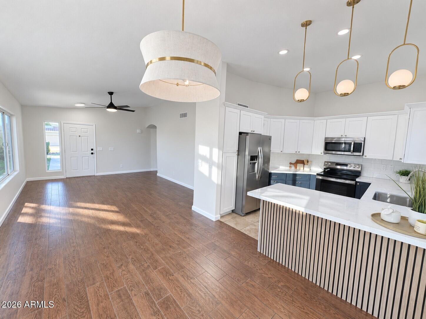 1347 E MURIEL Drive