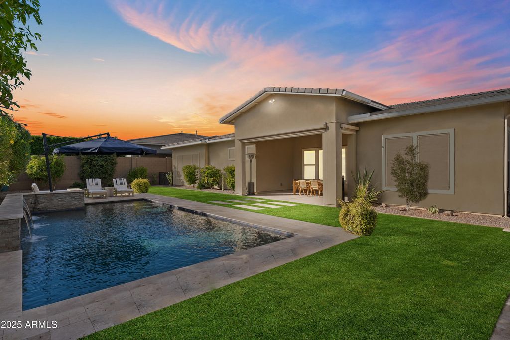 Photo of 13833 W Bloomington Street, Litchfield Park, AZ 85340 (MLS # 6950414)