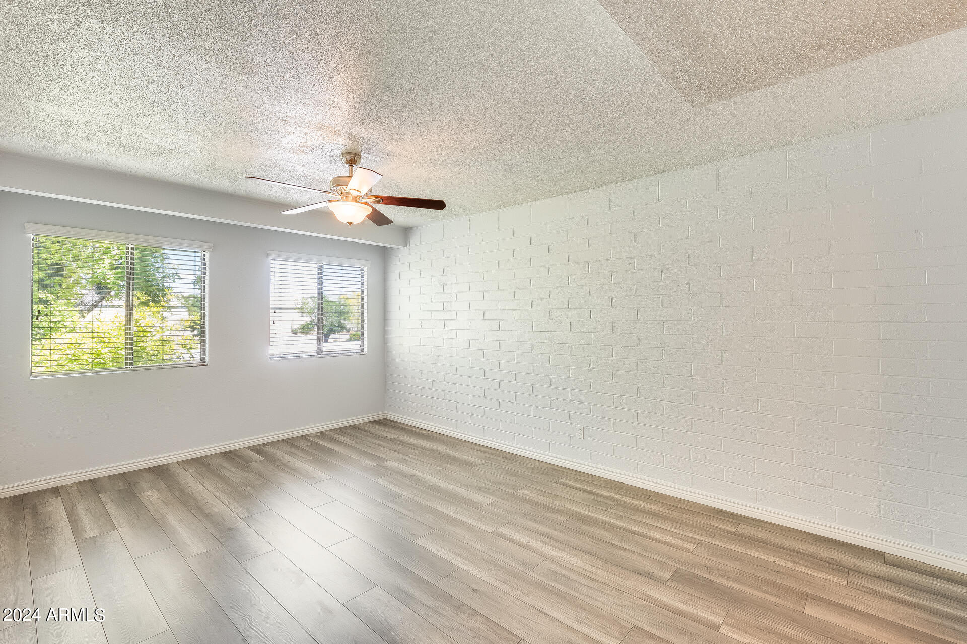SCOTTSDALE EAST - Residential