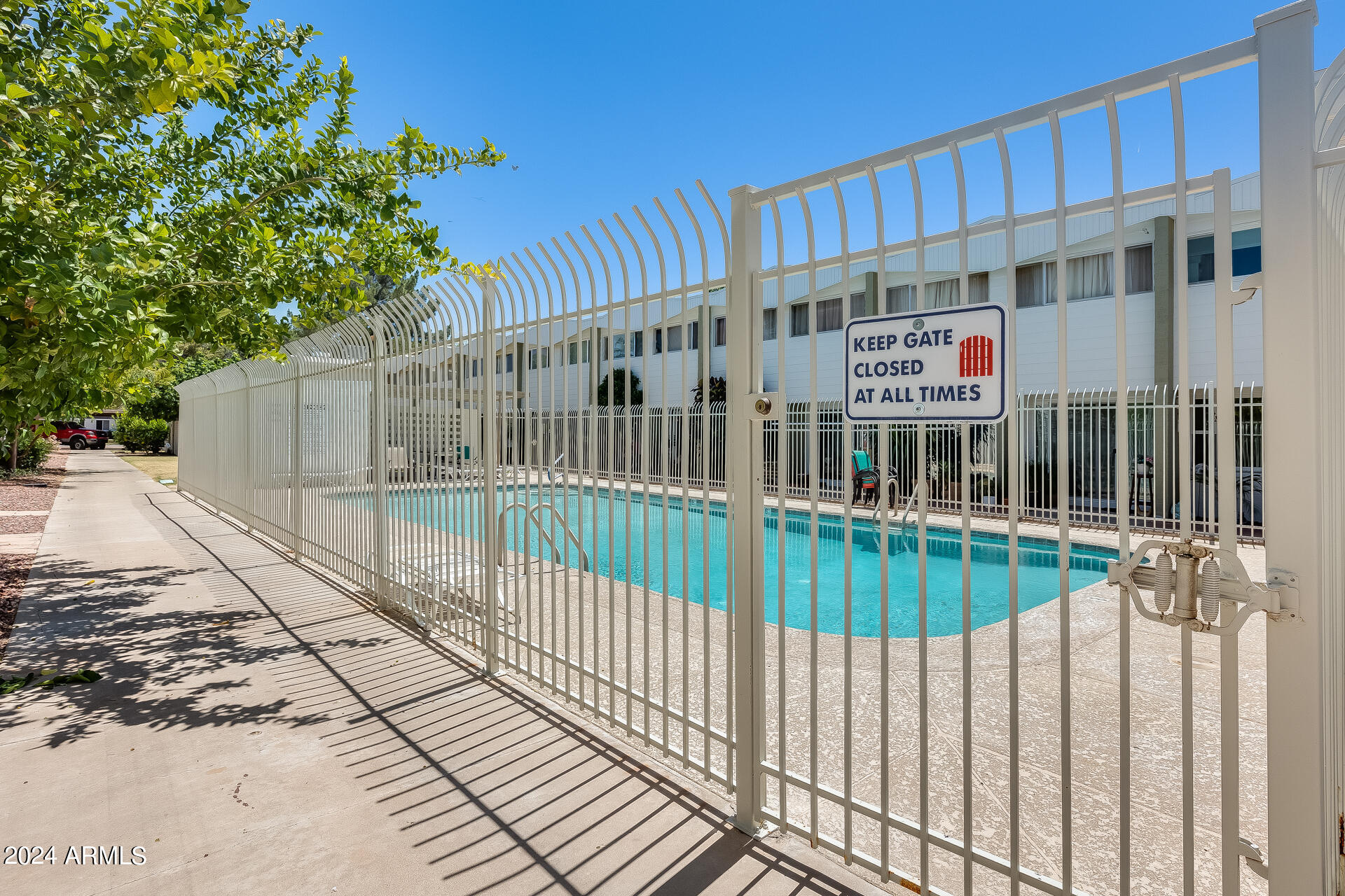 SCOTTSDALE EAST - Residential