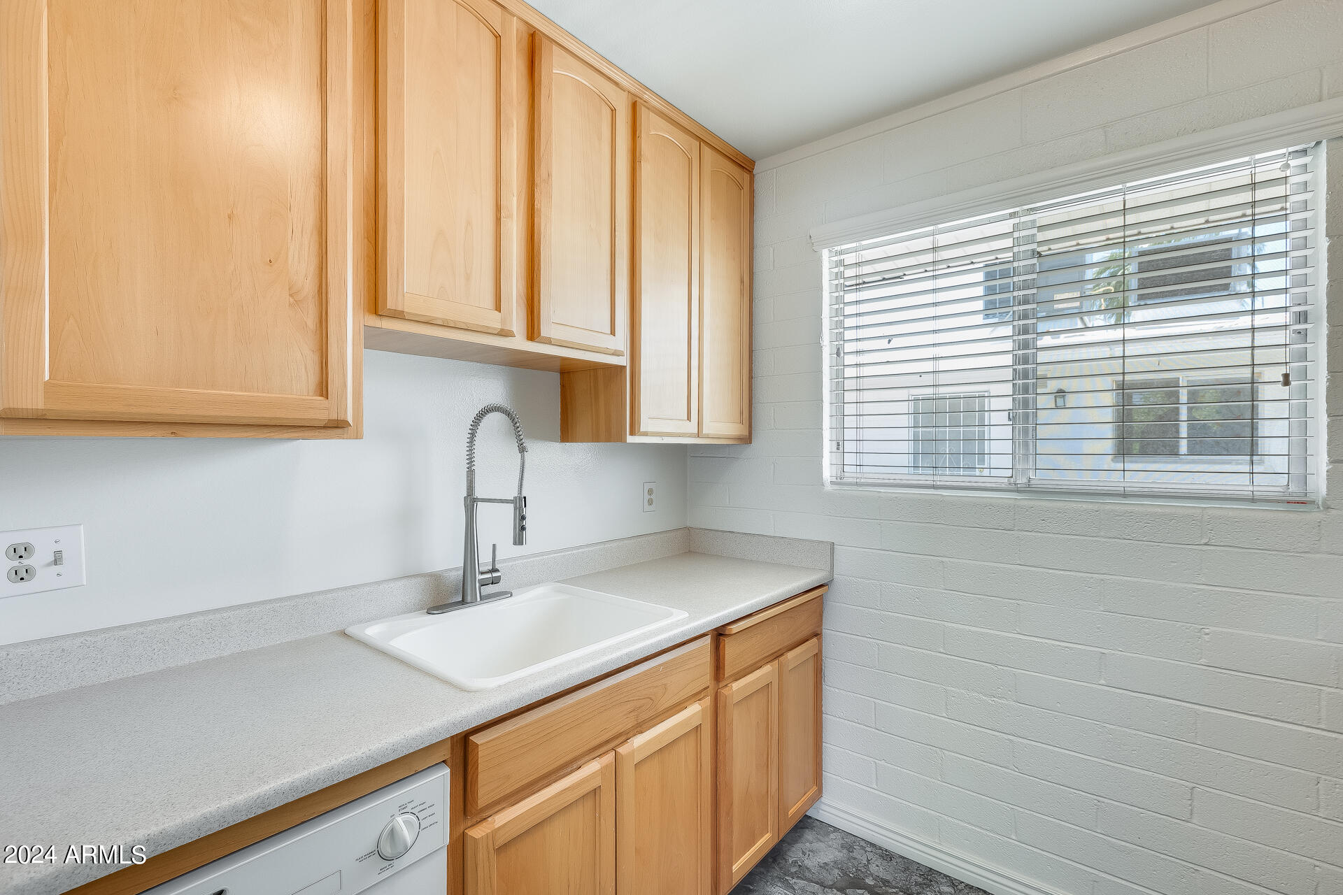 SCOTTSDALE EAST - Residential