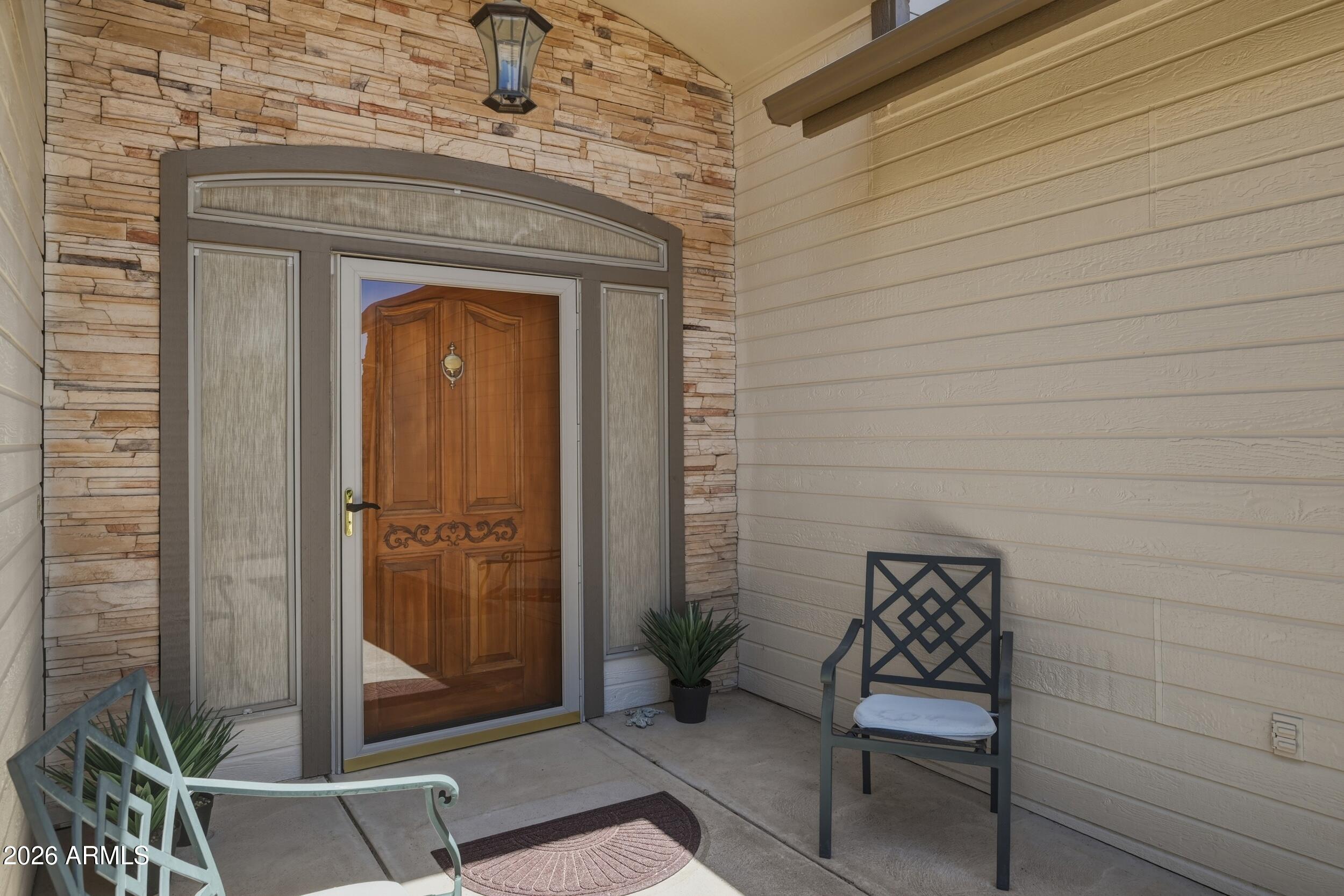 1131 S Sycamore Circle