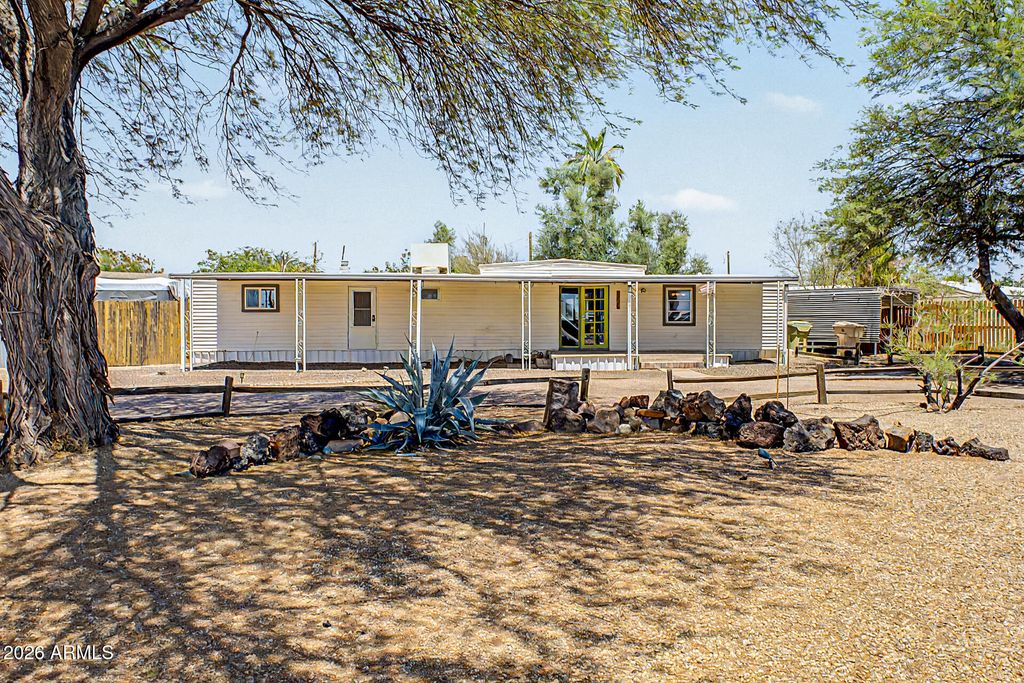Photo of 15801 N 67th Avenue, Glendale, AZ 85306 (MLS # 7031427)