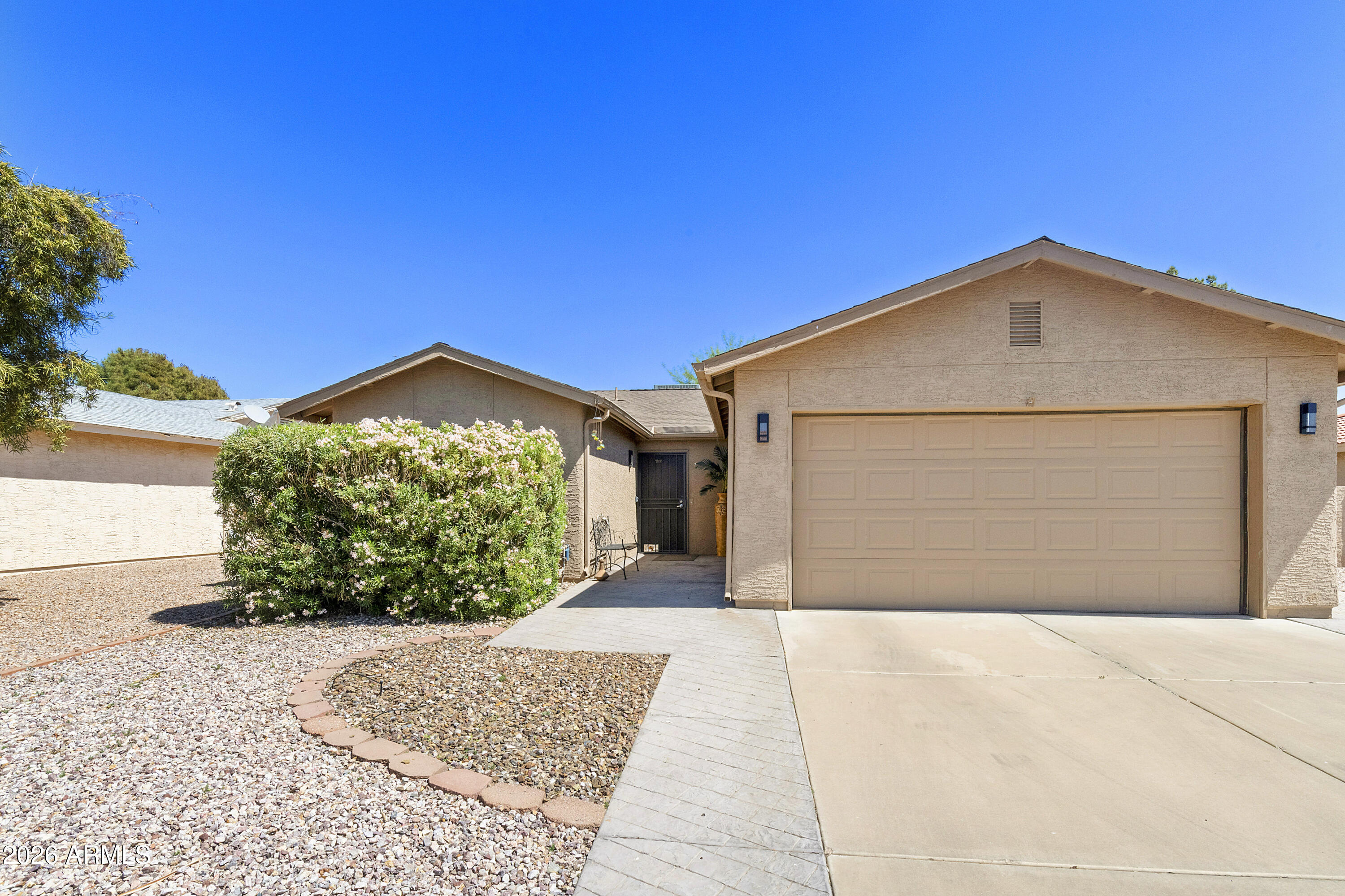 26613 S EASTLAKE Drive