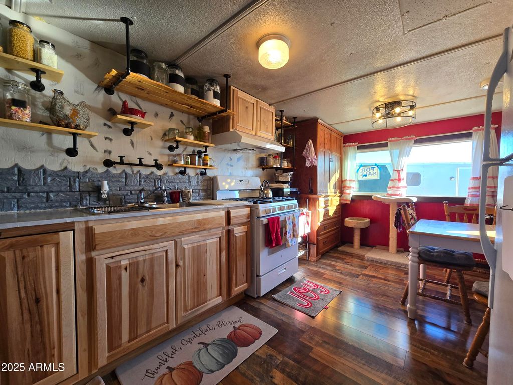 Photo of 1280 S Cedar Drive #23, Apache Junction, AZ 85120 (MLS # 6952383)