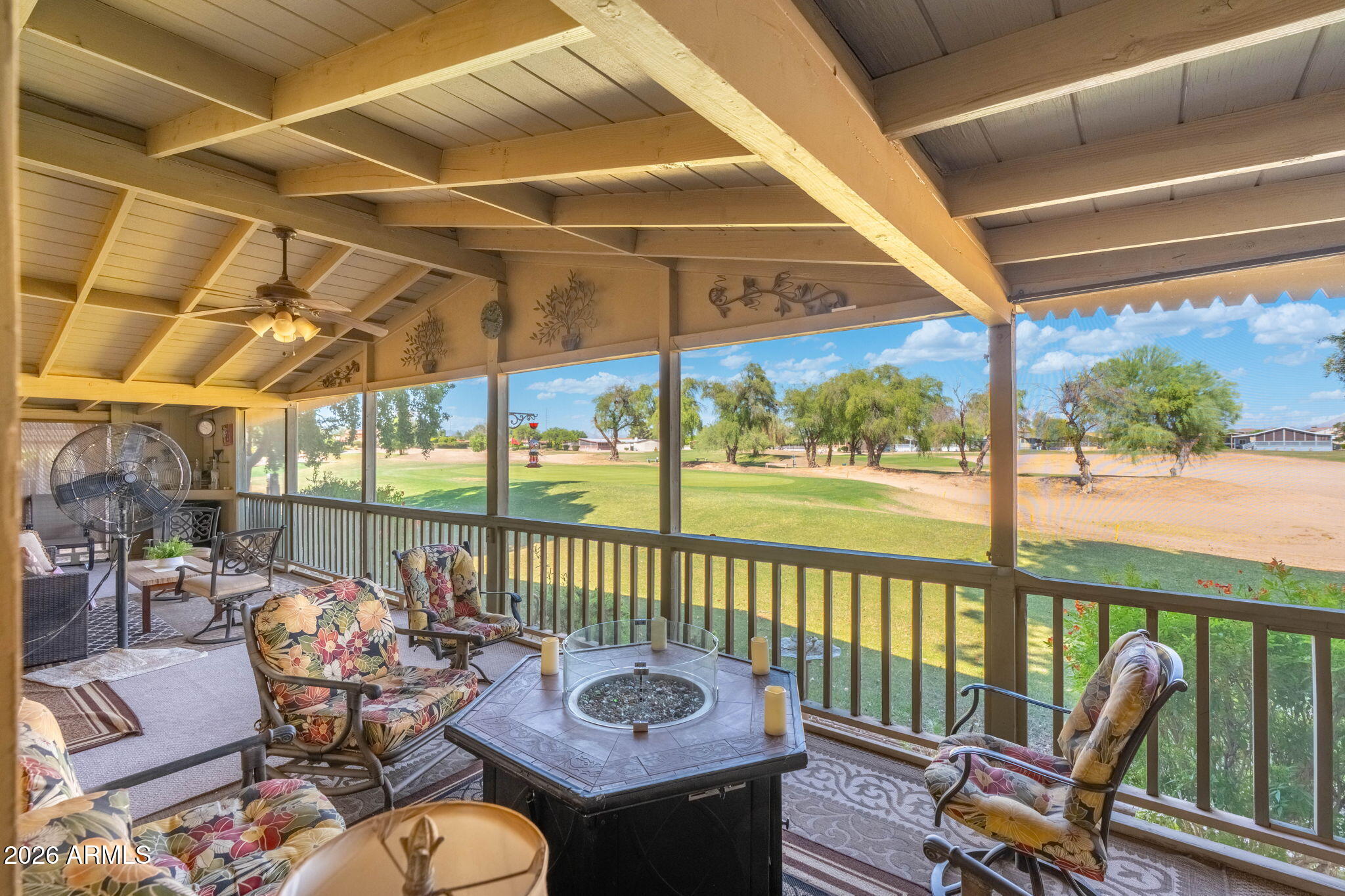 3901 E PINNACLE PEAK RD 405 --