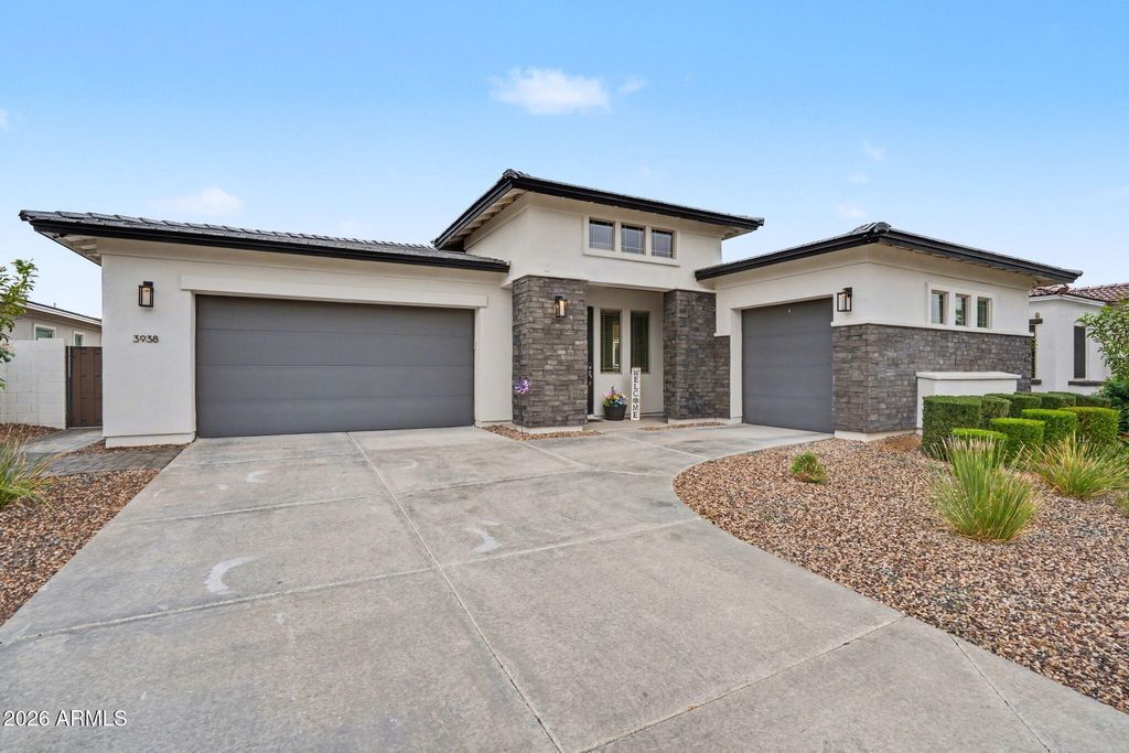 Photo of 3938 W Amethyst Trail, San Tan Valley, AZ 85144 (MLS # 6998510)