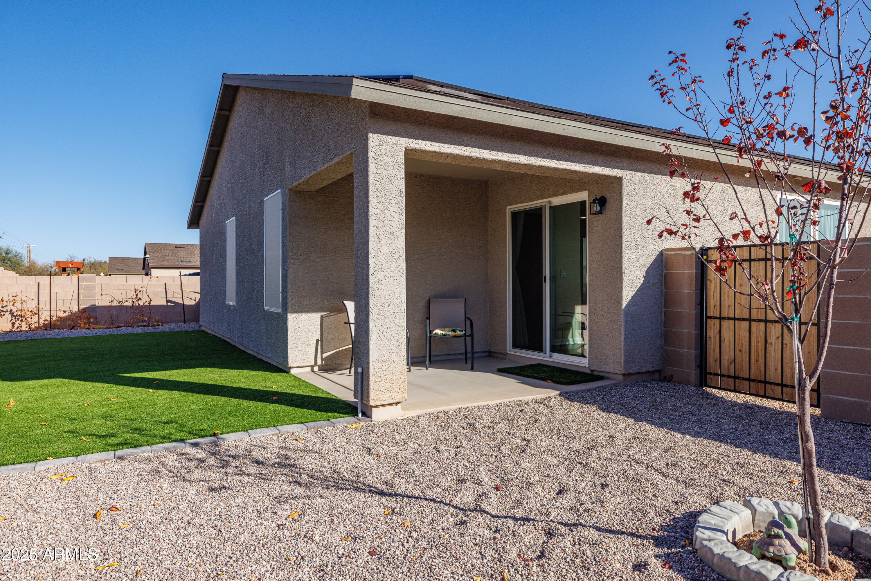 TURQUOISE HILLS - Residential