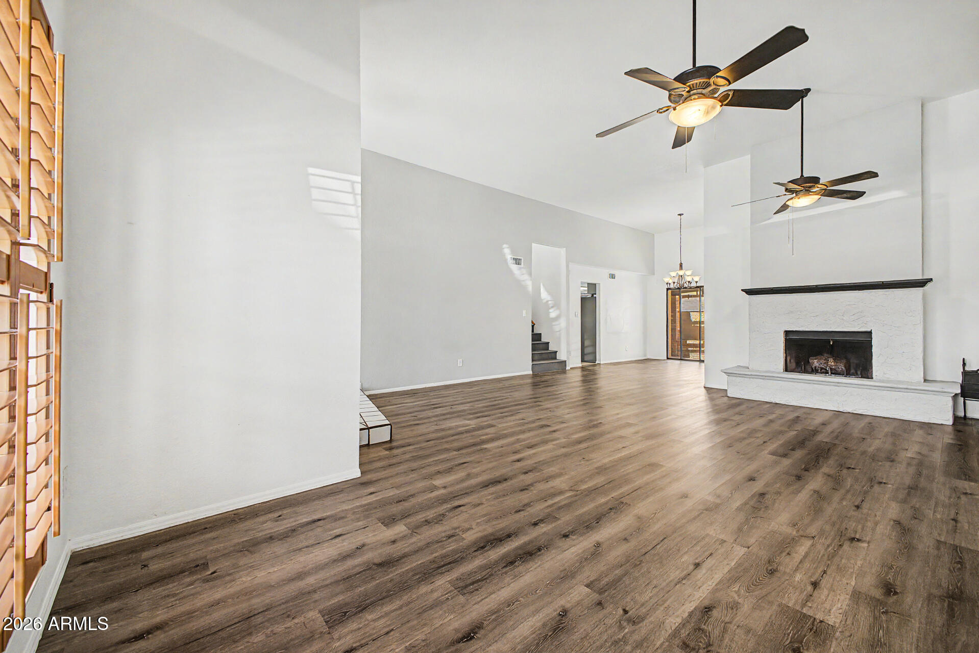 2518 E SHAW BUTTE Drive