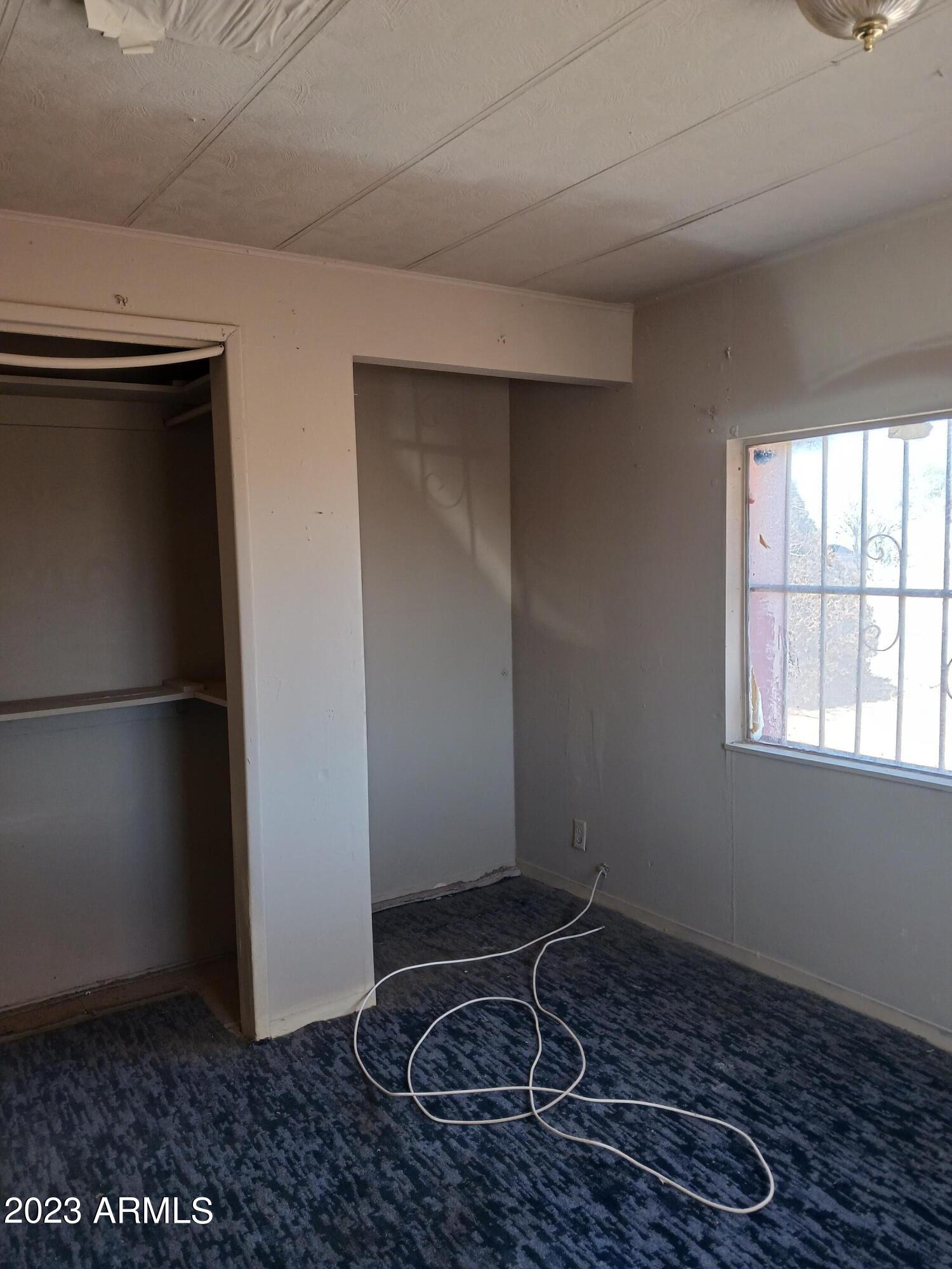 2509 E Carnation Street