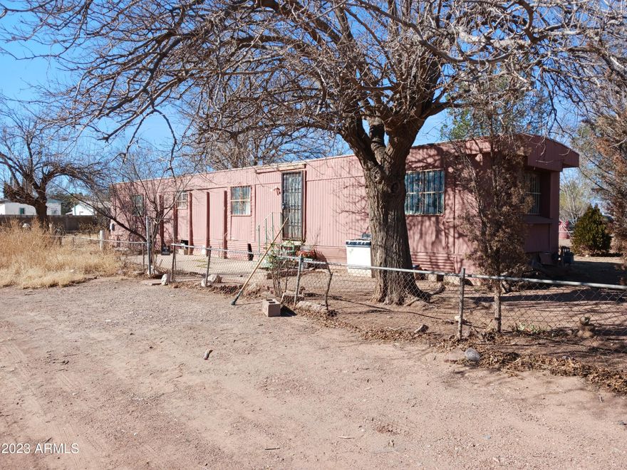 Mobile home in need of tlc, priced to sell, seller motivated. Sold as-is.