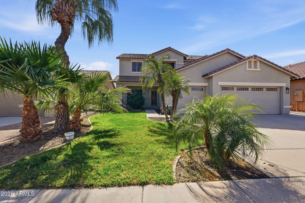 Photo of 12825 W Whitton Avenue, Avondale, AZ 85392 (MLS # 6989813)