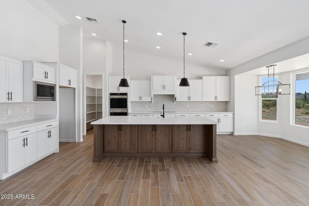 Photo of 1688 E Creek Canyon Road, Phoenix, AZ 85086 (MLS # 6933777)