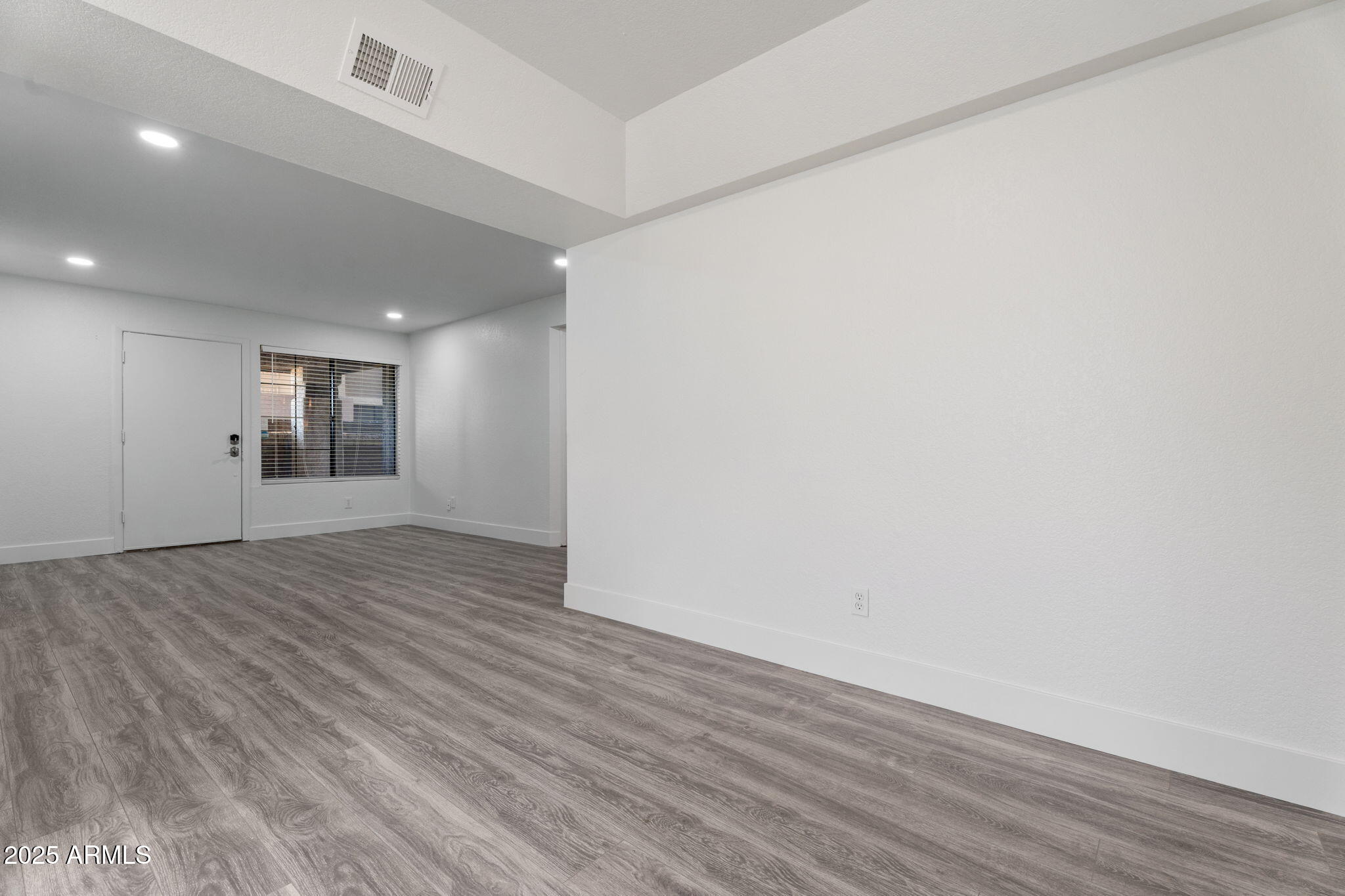 1905 E UNIVERSITY Drive 133