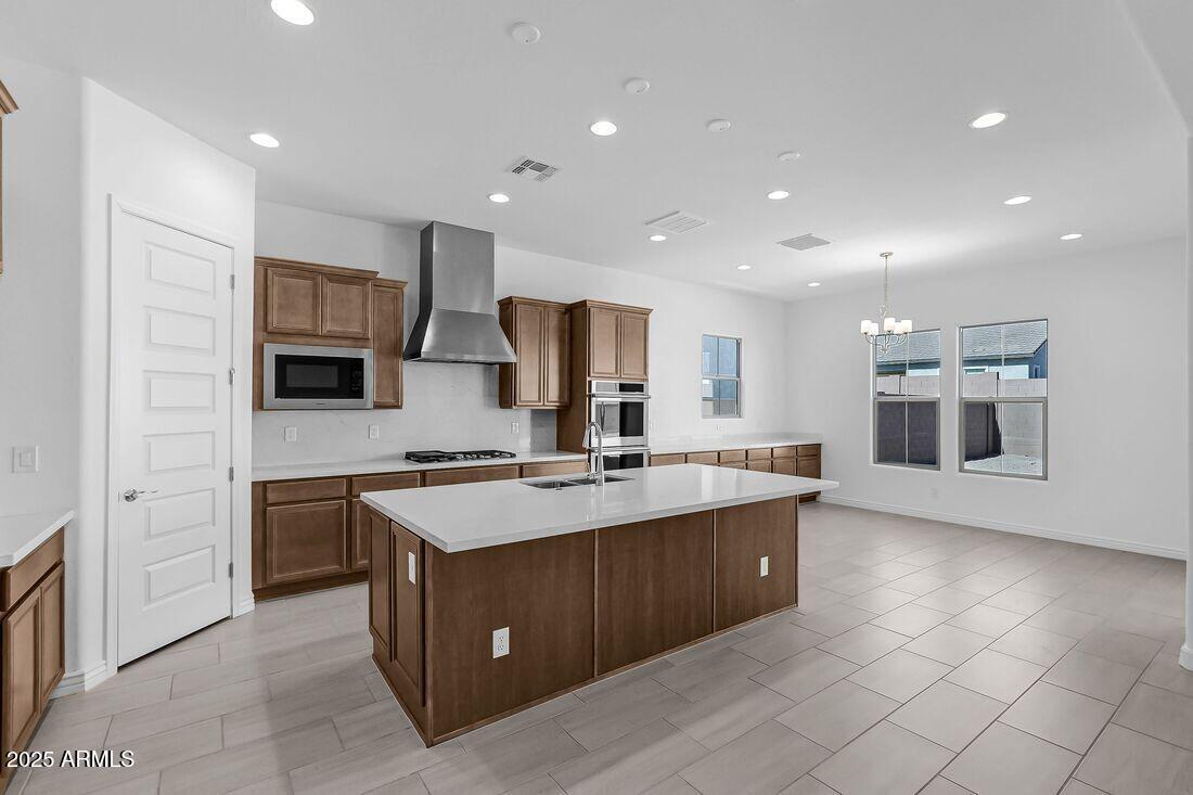 7632 W REMUDA Drive