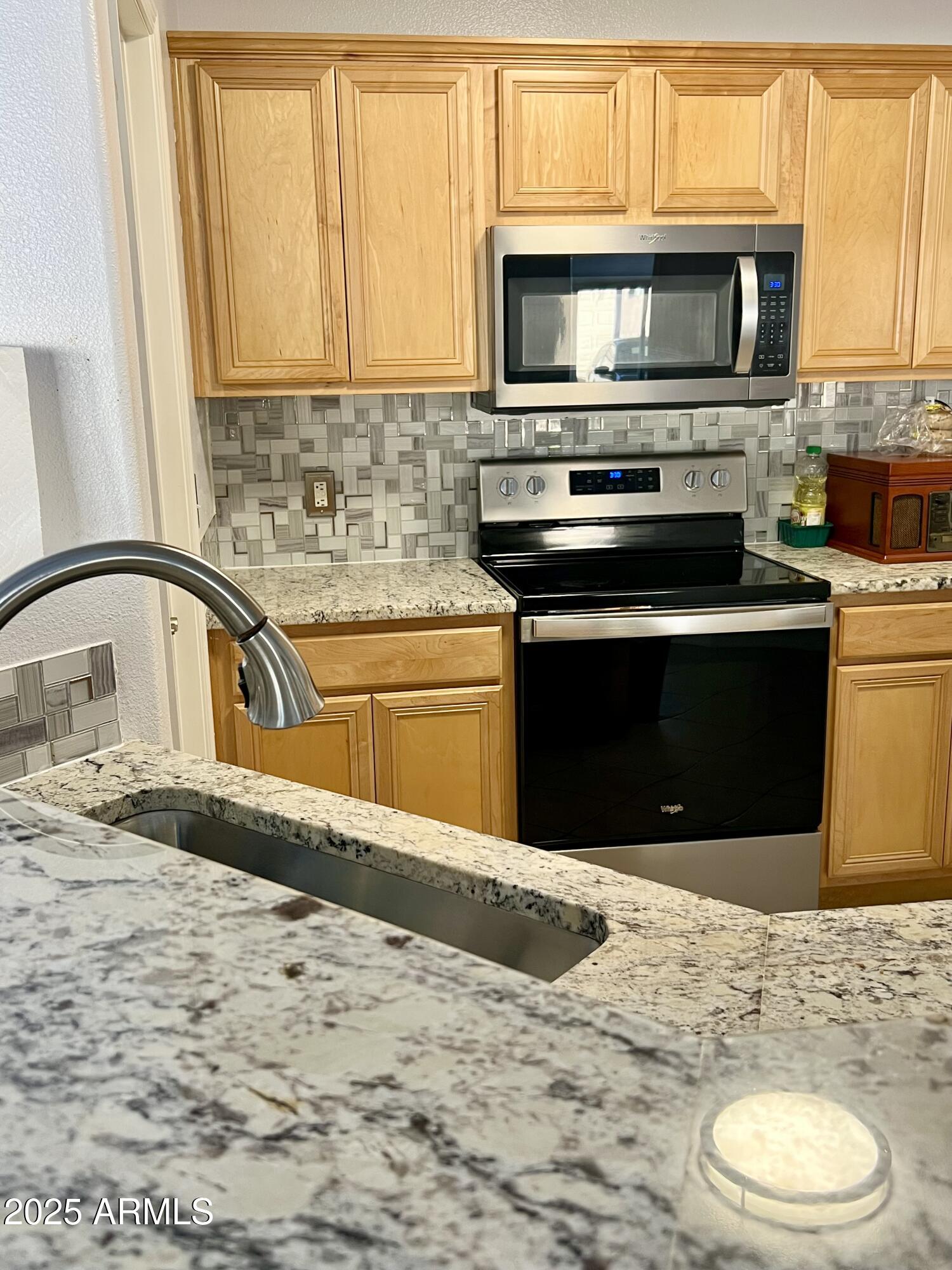 17017 N 12TH Street 1081