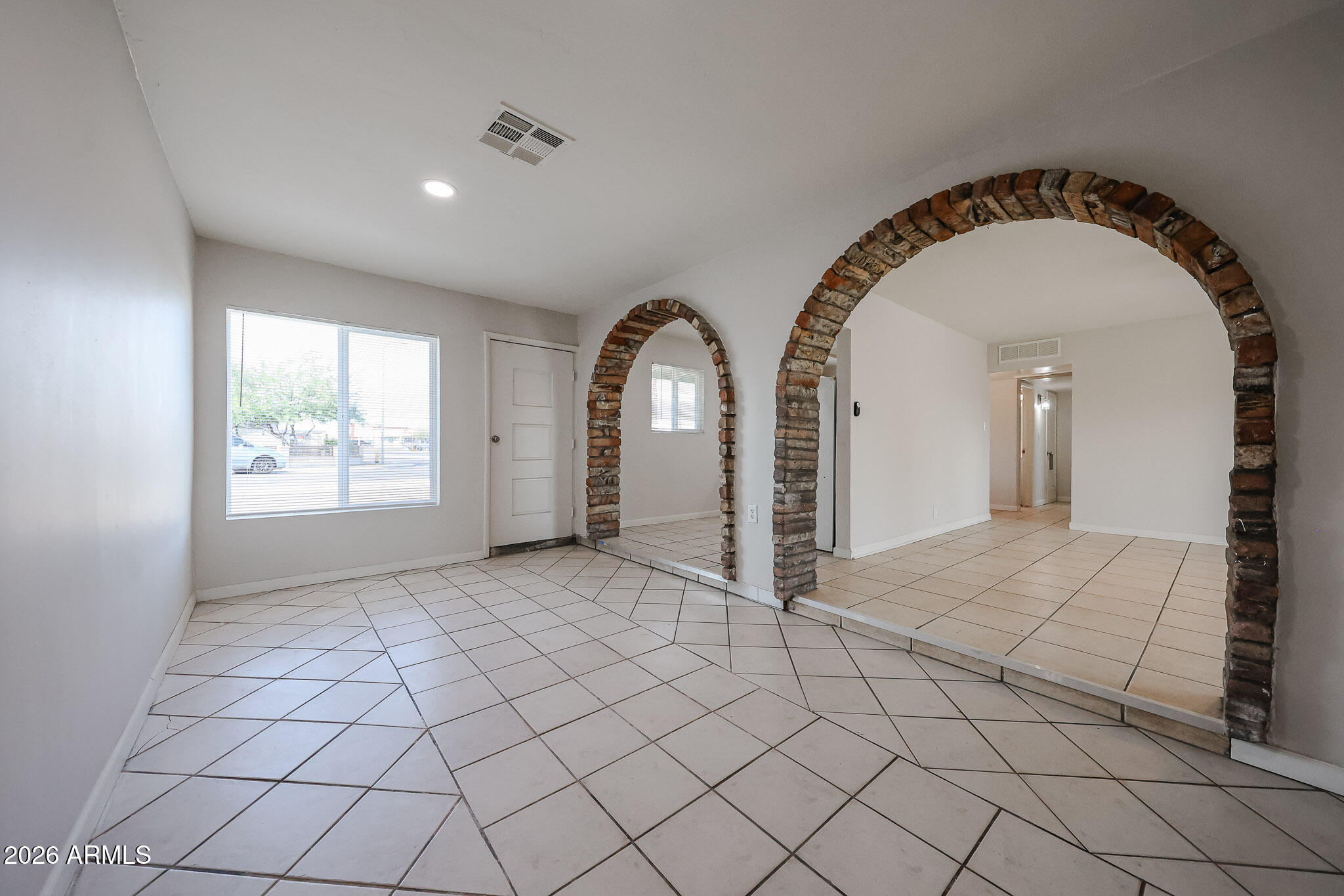 4301 W WELDON Avenue