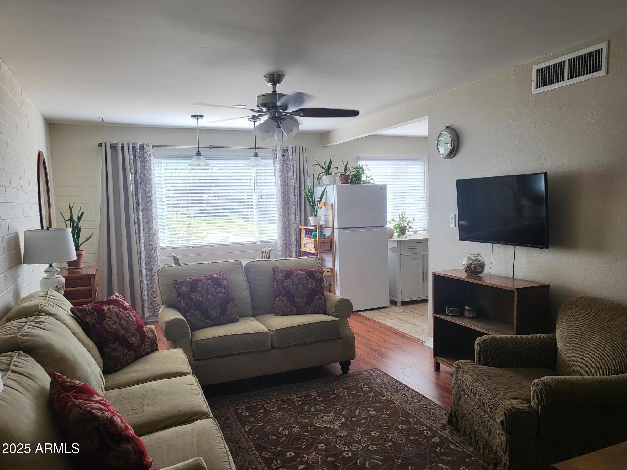 SCOTTSDALE EAST HOMES - Residential
