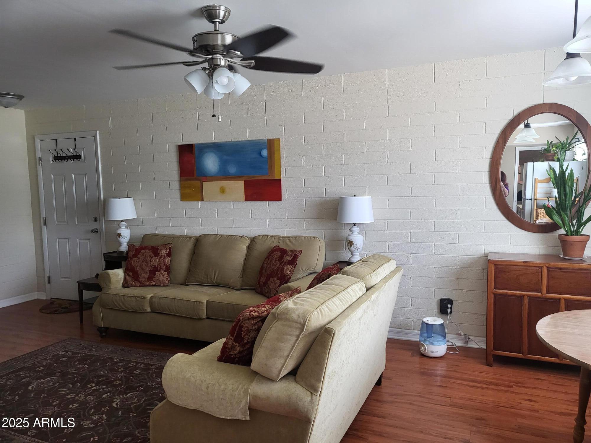 8221 E GARFIELD Street L109