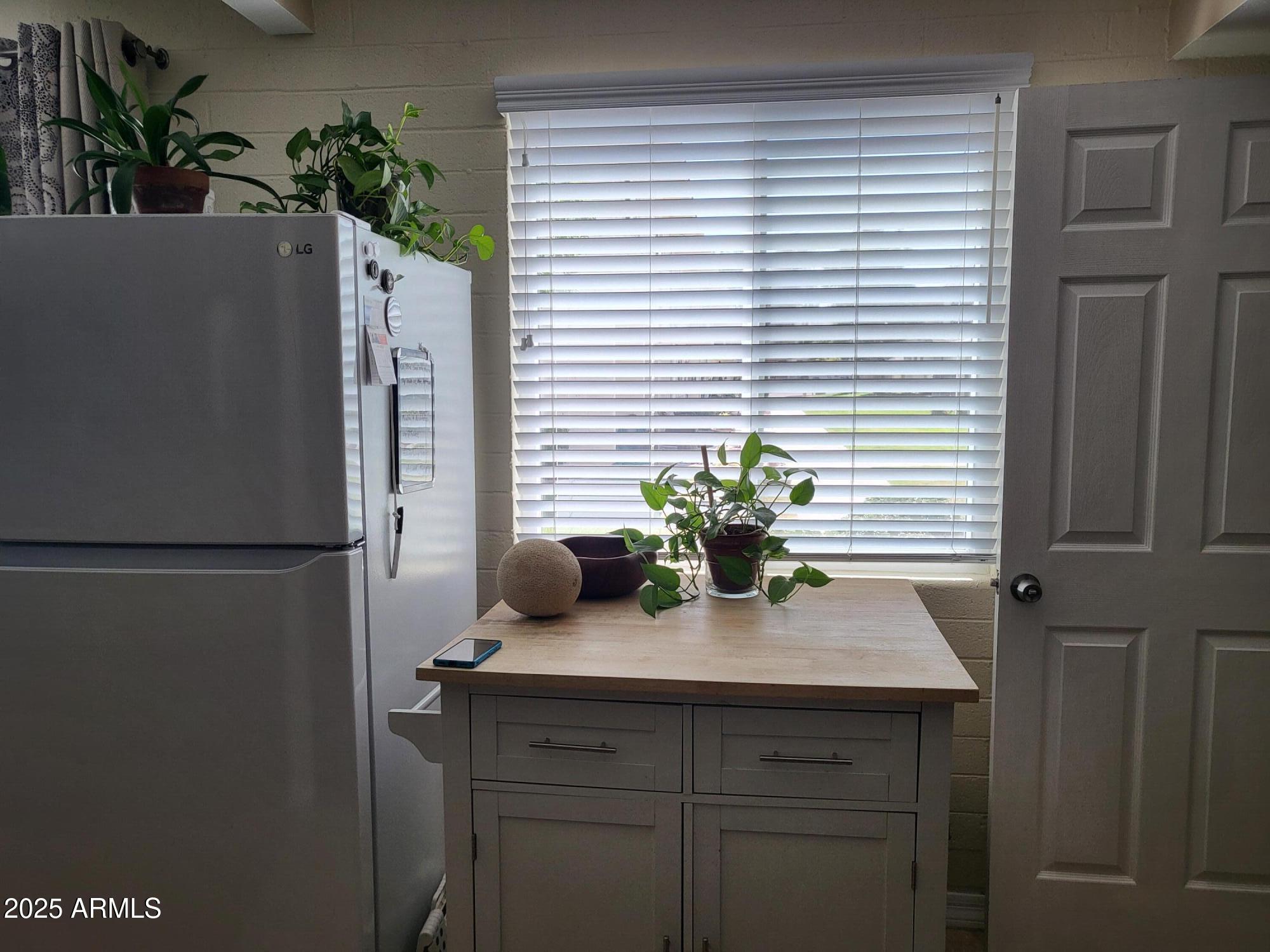 SCOTTSDALE EAST HOMES - Residential