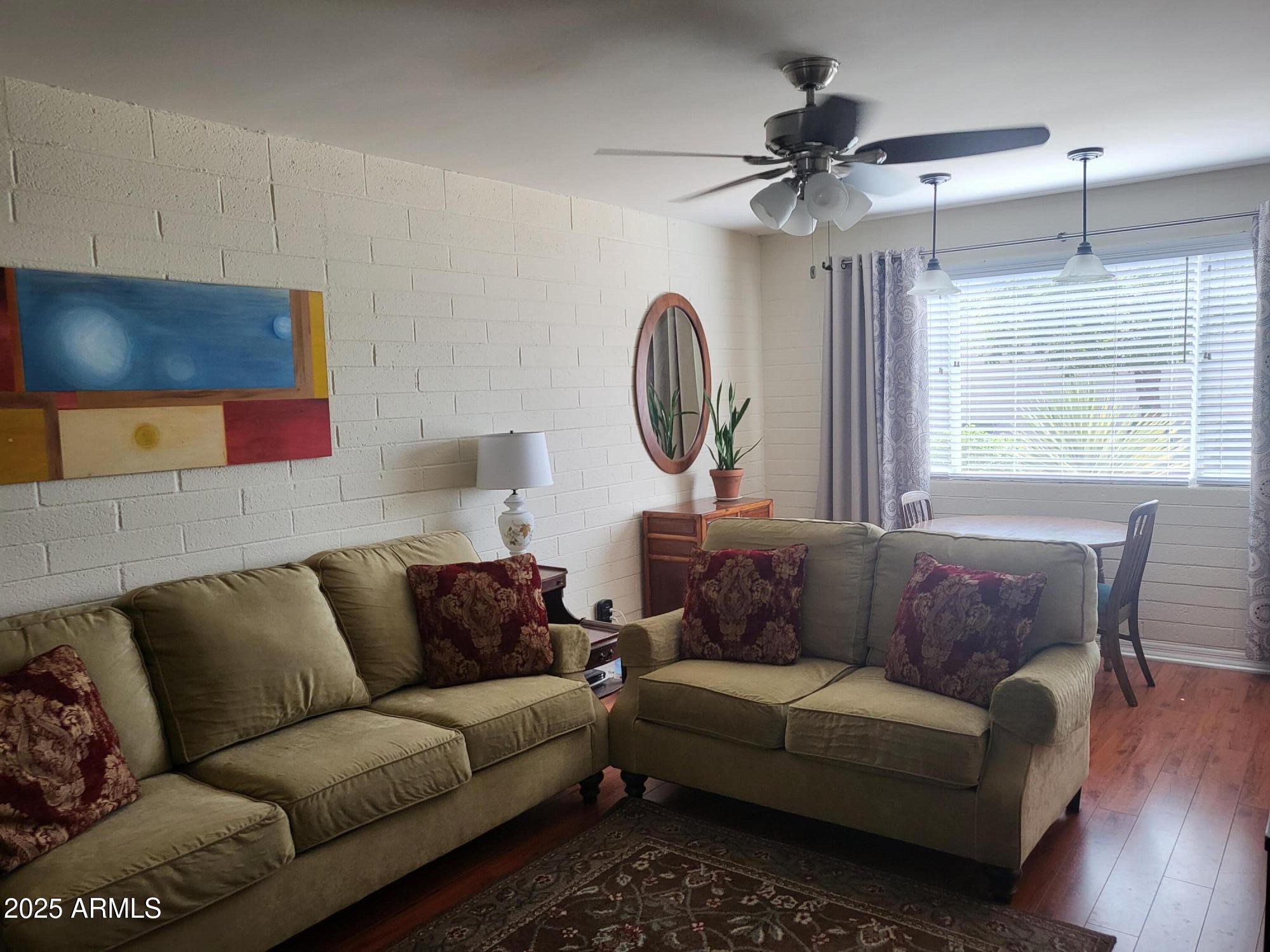 8221 E GARFIELD Street L109