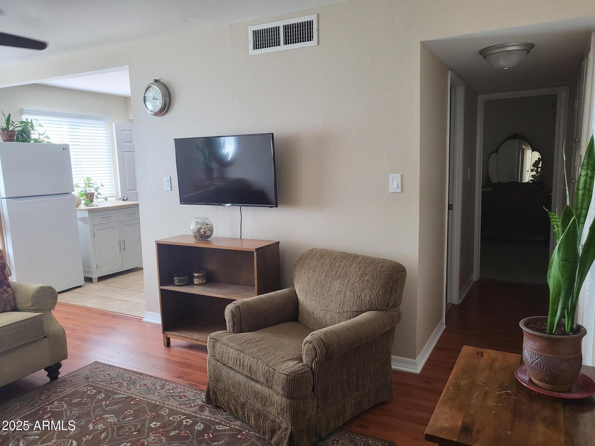 SCOTTSDALE EAST HOMES - Residential