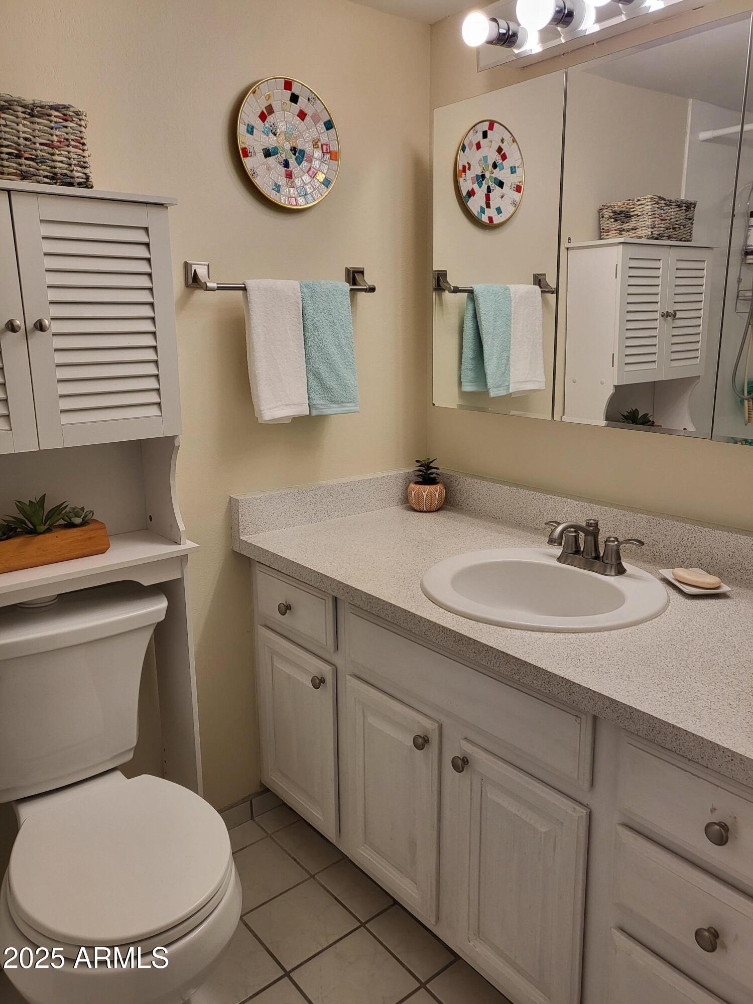 SCOTTSDALE EAST HOMES - Residential