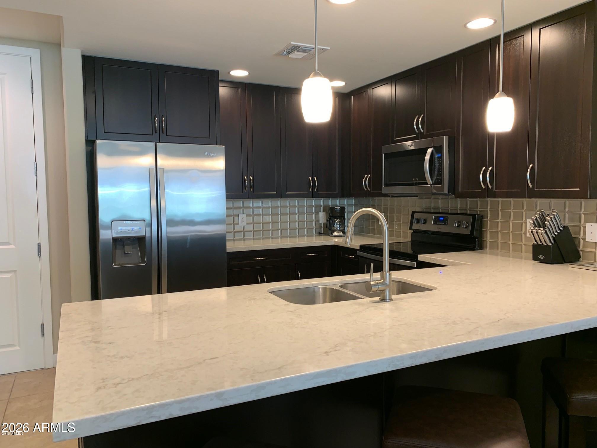 5450 E Deer Valley -- 1171