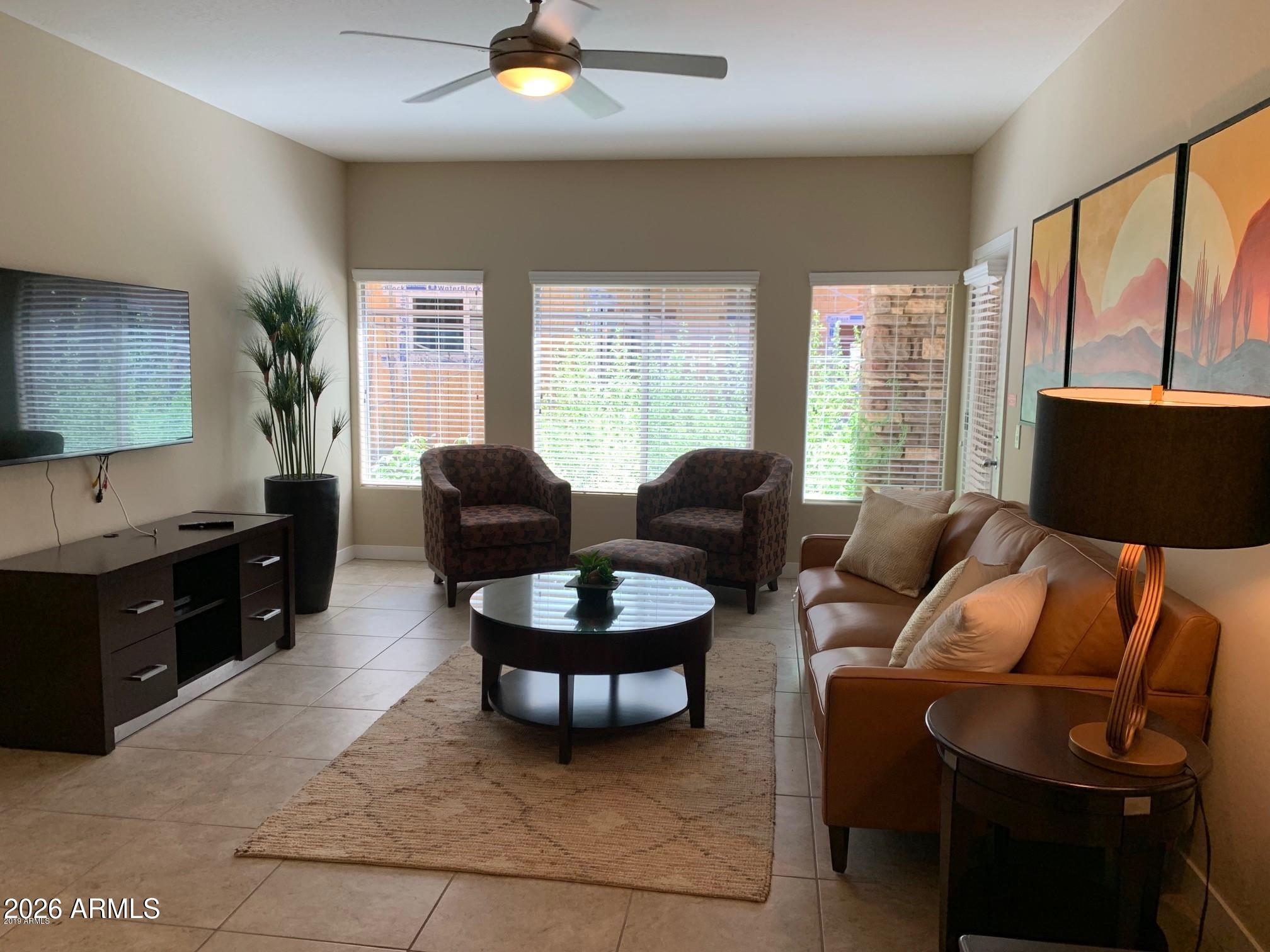 5450 E Deer Valley -- 1171