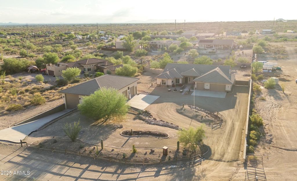 Photo of 1532 N Roadrunner Road, Apache Junction, AZ 85119 (MLS # 6937281)