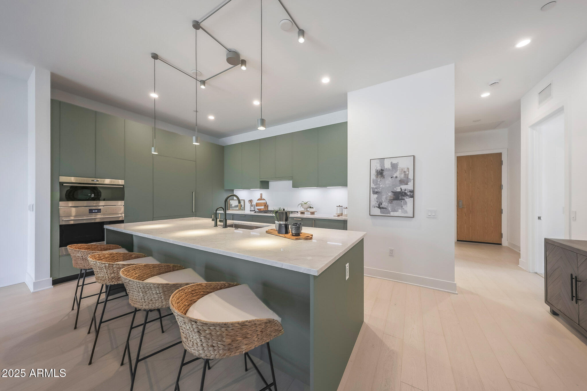 19355 N 73RD Way A2001