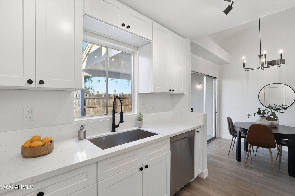 Photo of 4322 E Carson Road, Phoenix, AZ 85042 (MLS # 7094767)