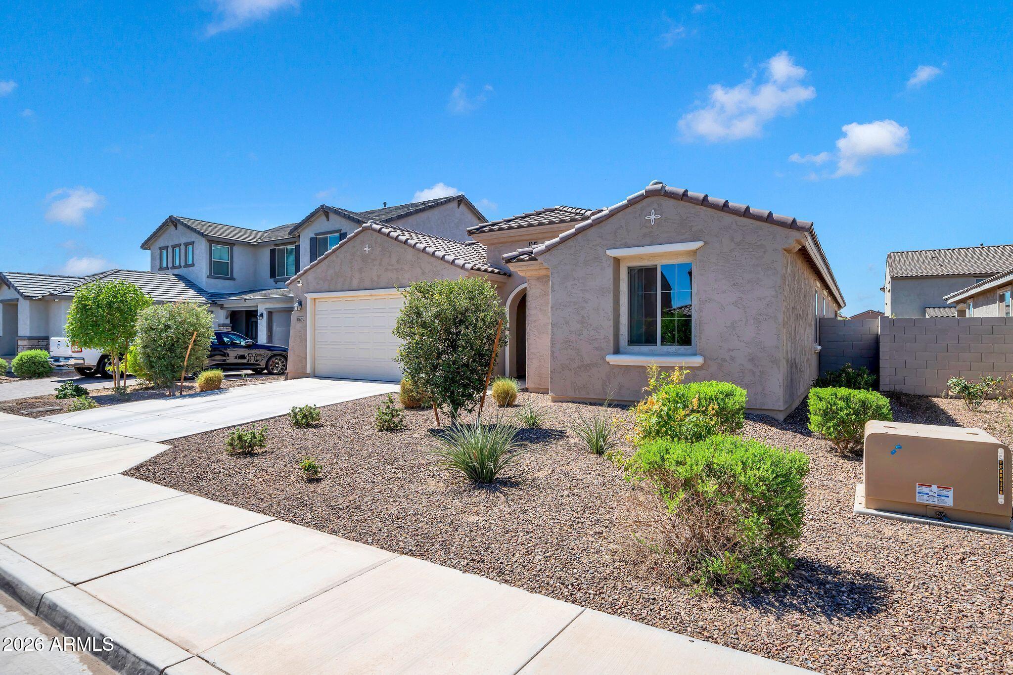 17605 W MEDLOCK Drive