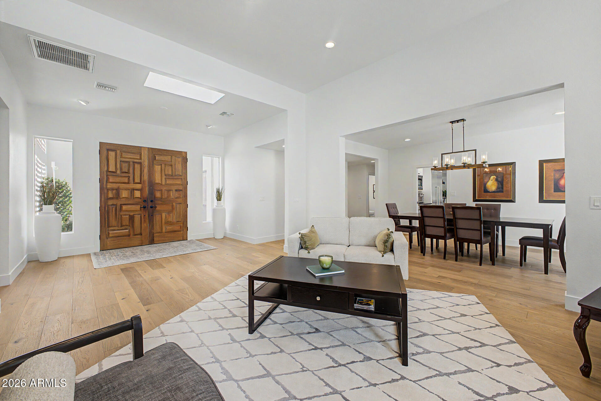 DEL PRADO - Residential