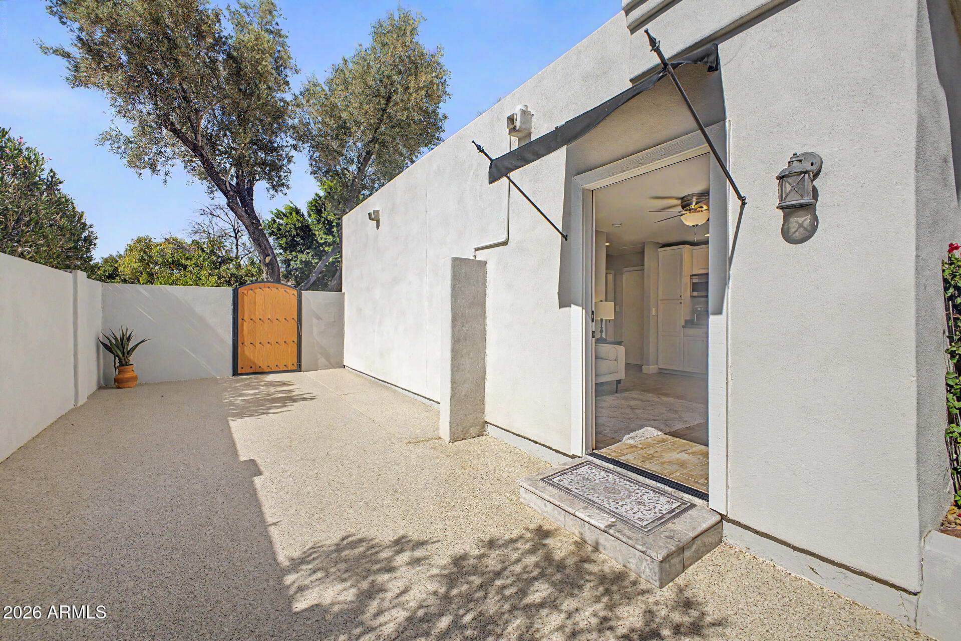 DEL PRADO - Residential