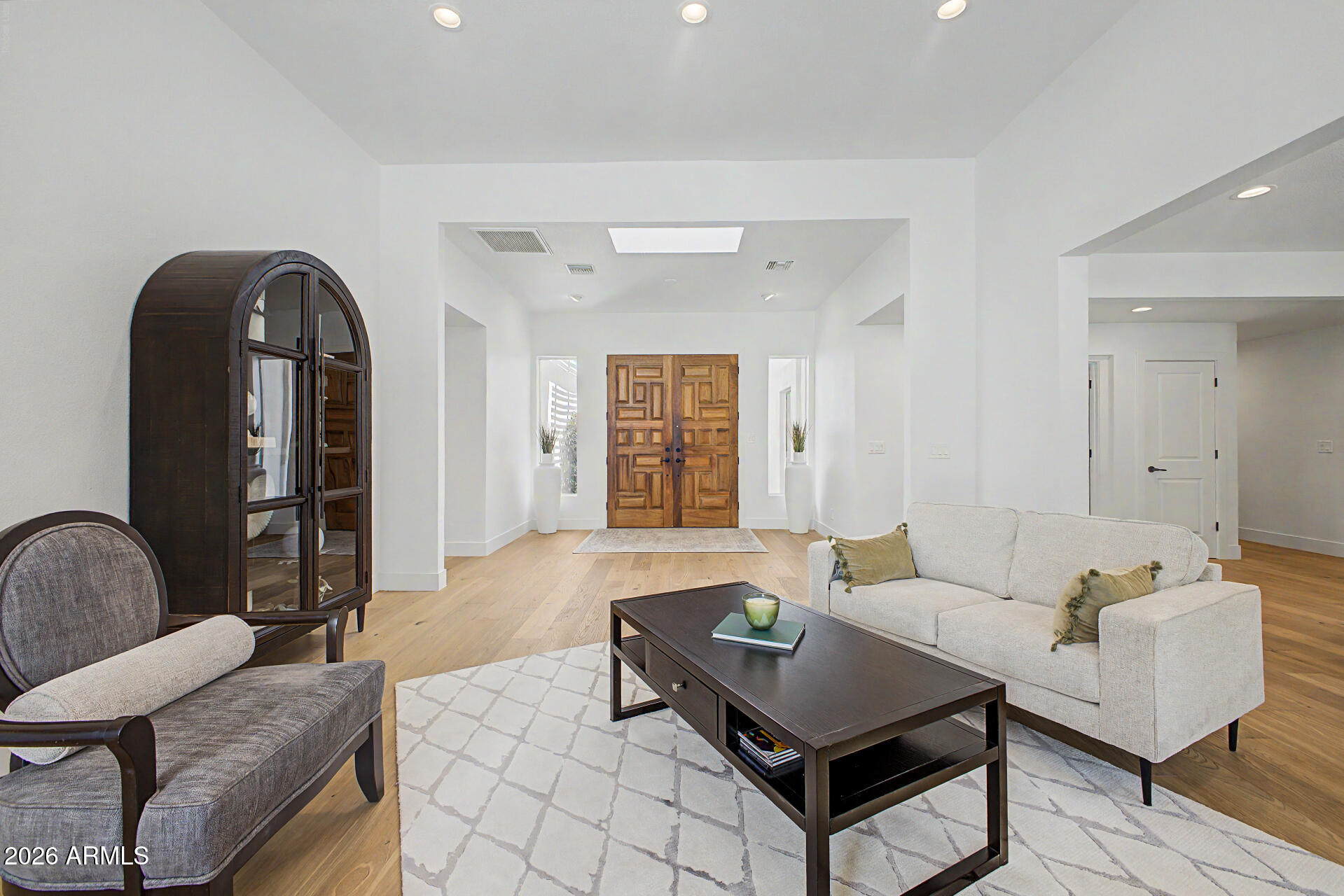 DEL PRADO - Residential