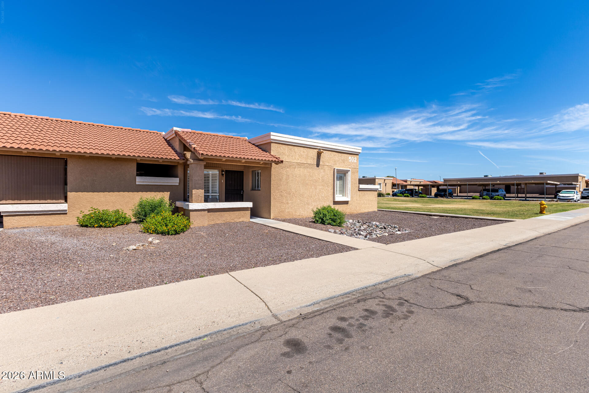 502 W HONONEGH Drive 1