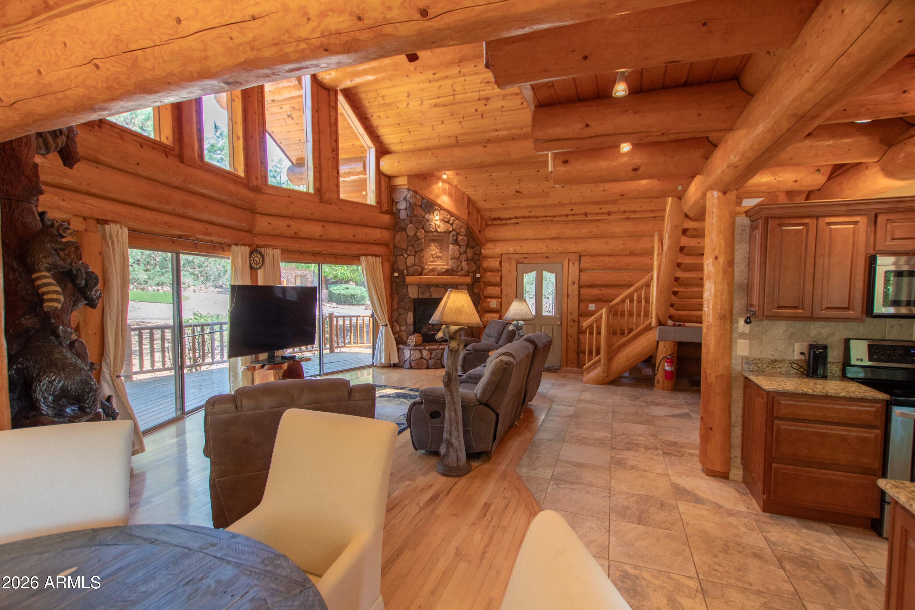 HIDDEN PINES - Residential