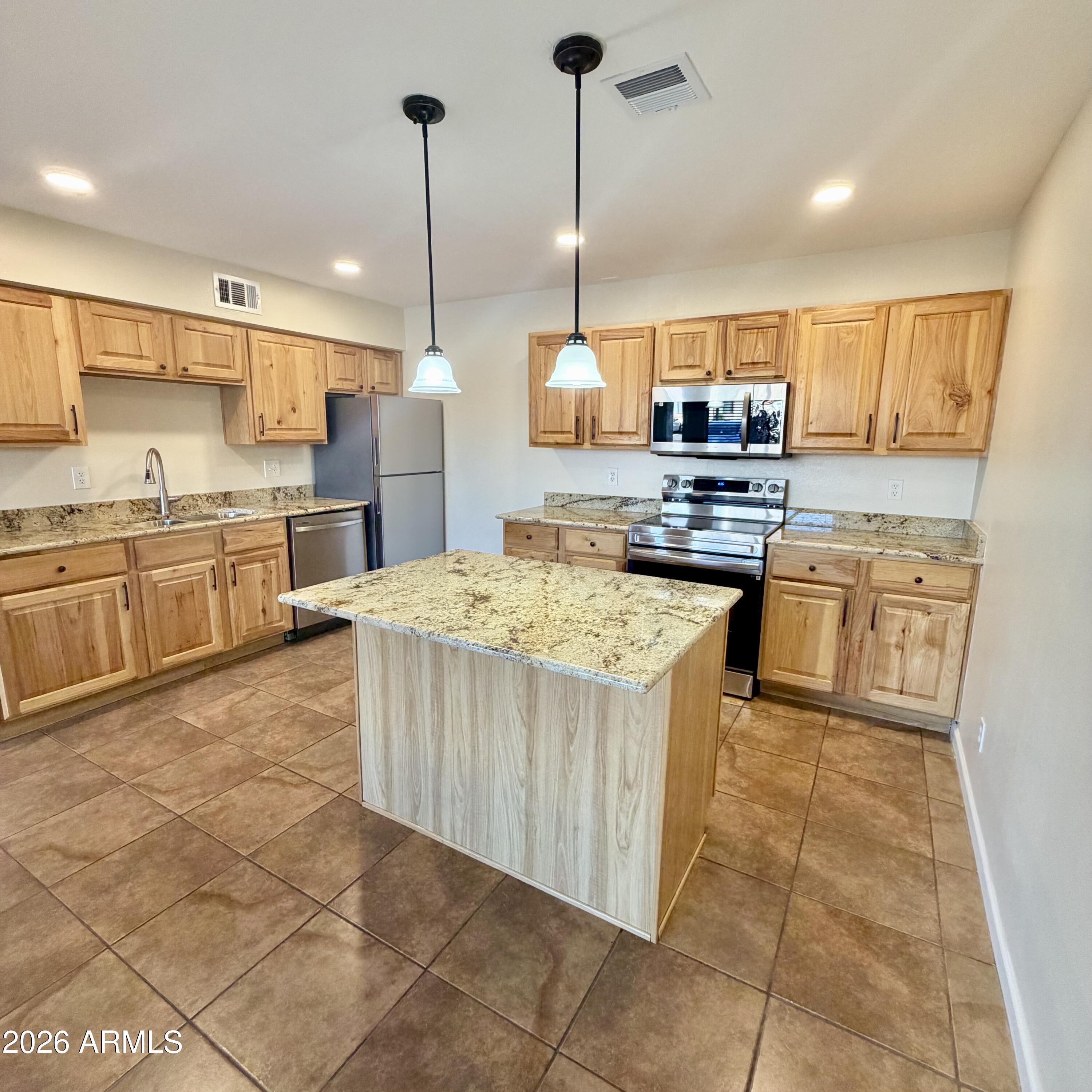 1440 N IDAHO Road 1024