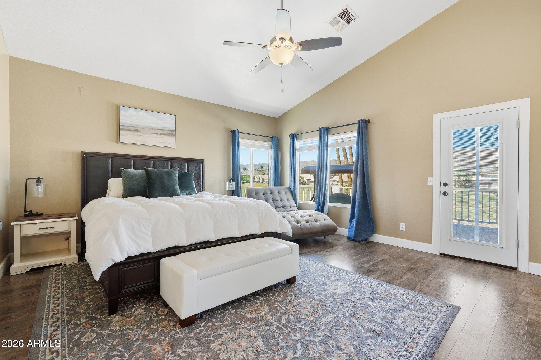 1454 E NIGHTHAWK Way