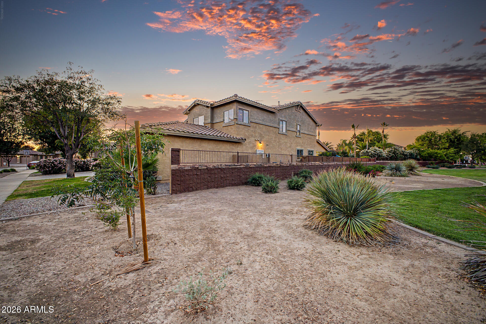 SOSSAMAN ESTATES PARCEL J - Residential