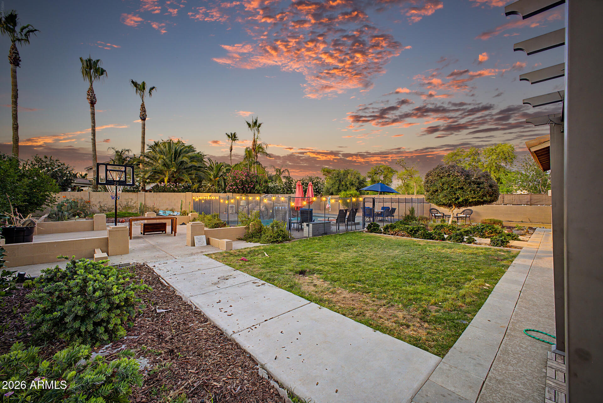 SOSSAMAN ESTATES PARCEL J - Residential