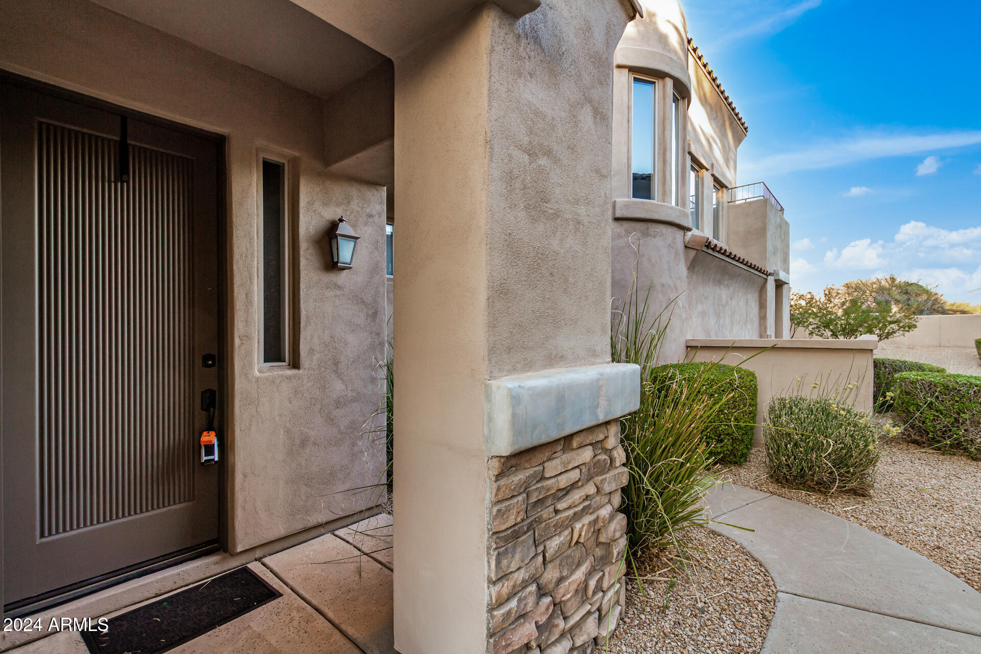 19475 N GRAYHAWK Drive 2077