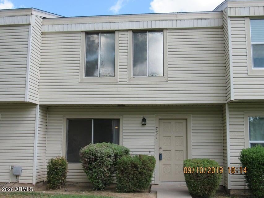 731 E Vaughn Drive