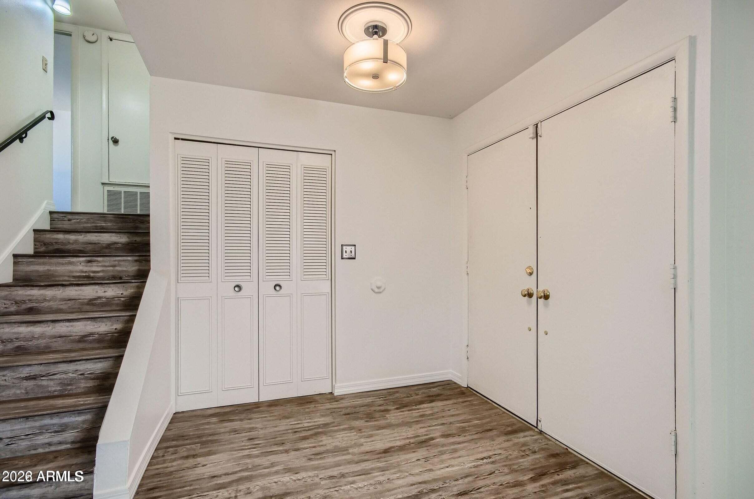 4865 N GRANITE REEF Road