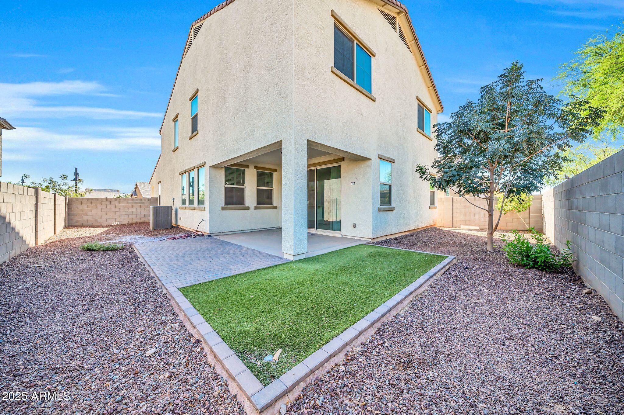 1064 S 151ST Lane
