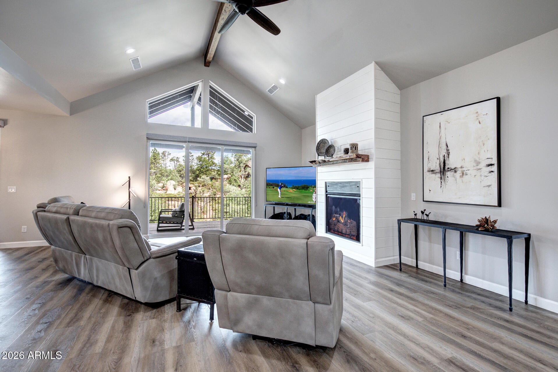 1708 E VELVET MESQUITE Court