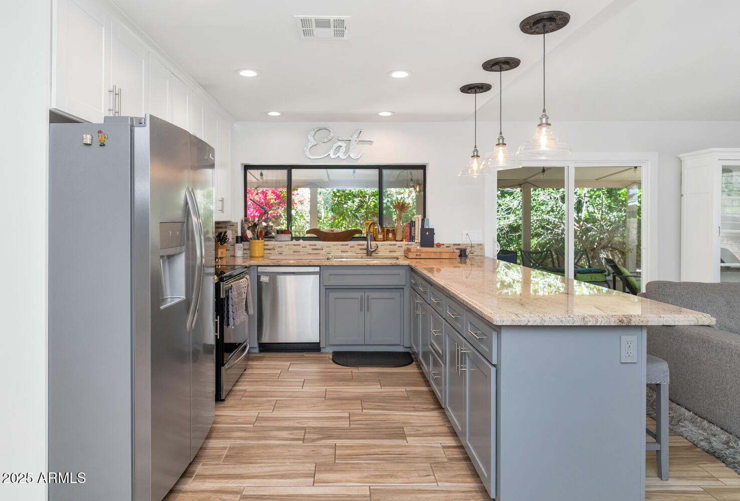 7806 N Via Del Sol --