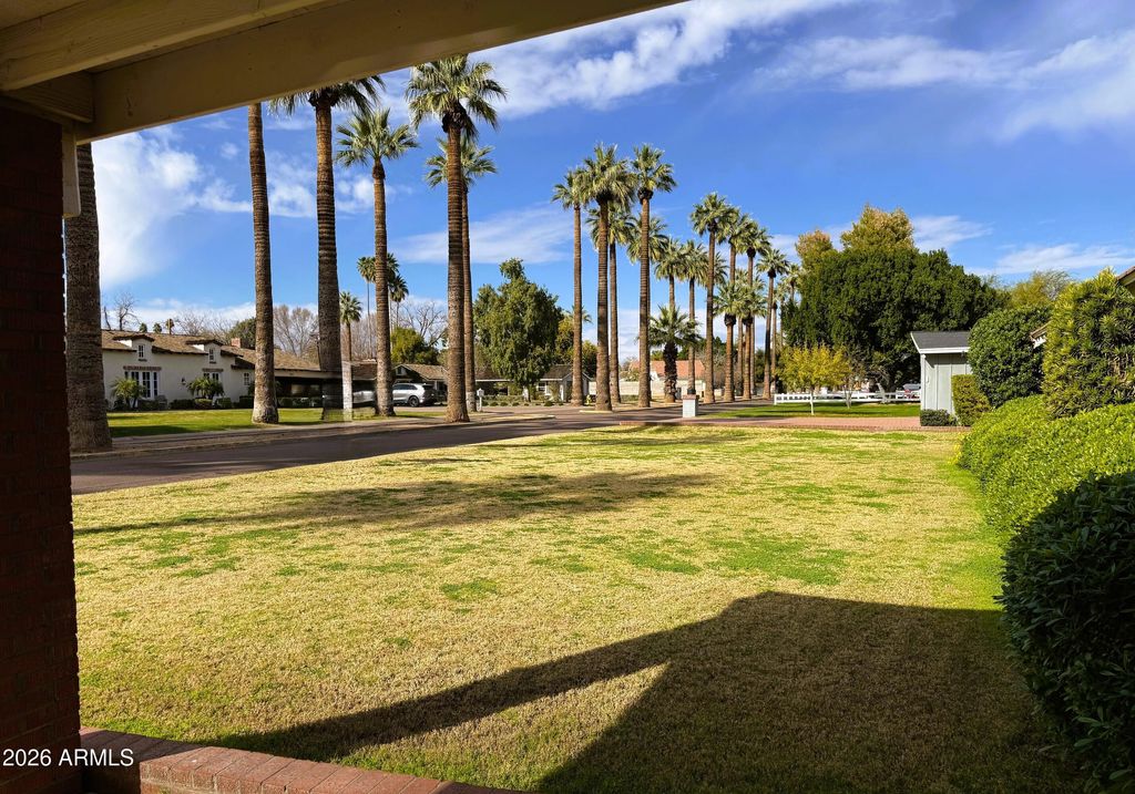 Photo of 8039 N 11th Avenue, Phoenix, AZ 85021 (MLS # 6974455)